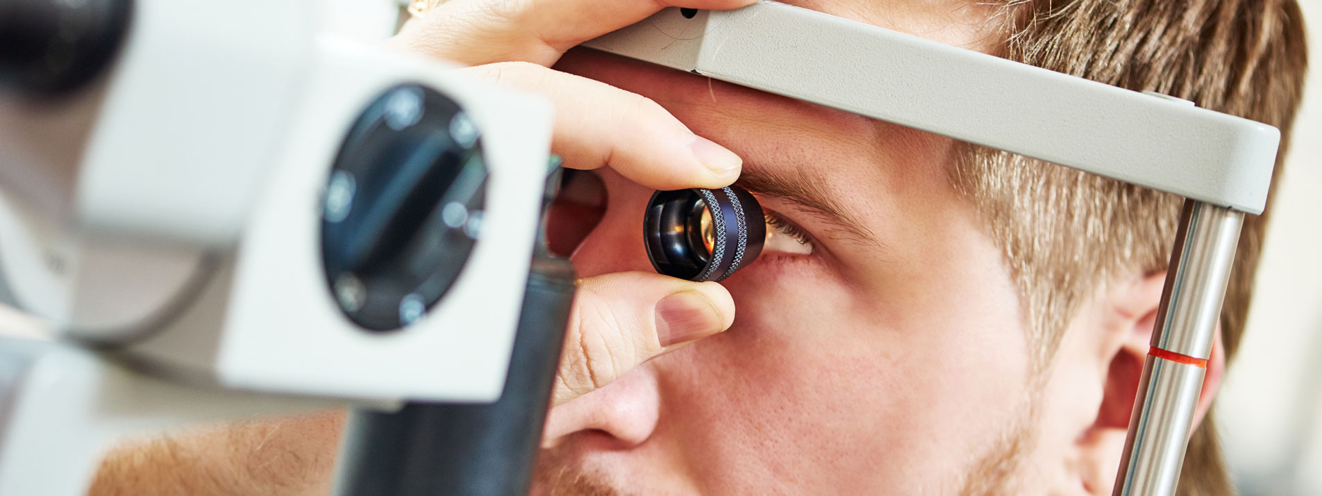 Augenuntersuchung · Privatärztliche Augenarztpraxis Wesel  · MVZ MADERMA GmbH · Dr. Mader & Kollegen